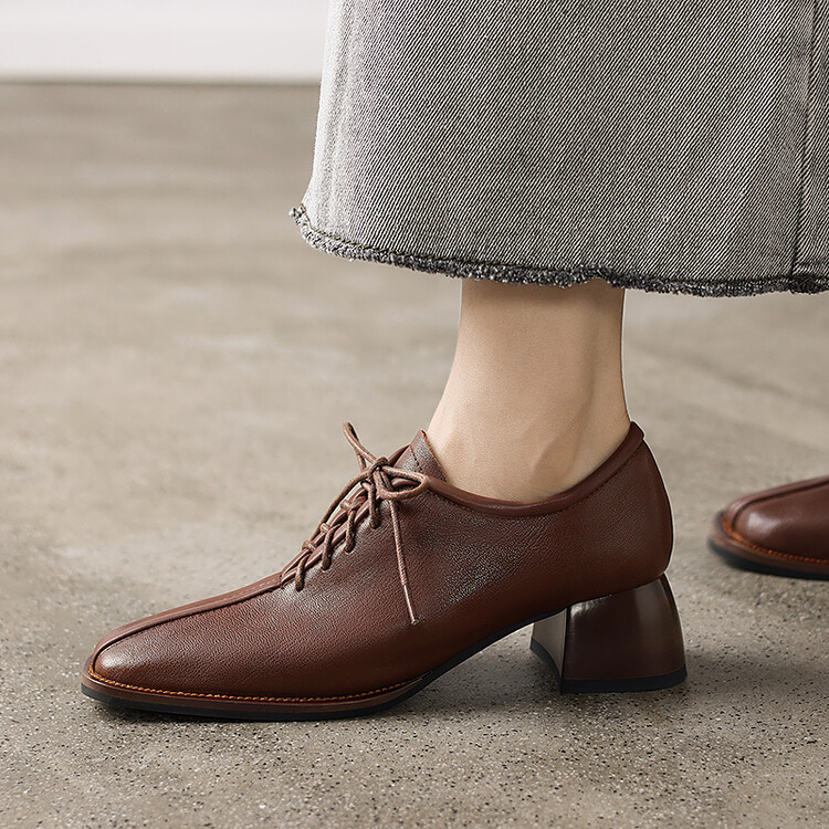 deep-mouth-flat-shoes-with-cross-straps-and-chunky-mid-heel-style-m-html_2 Deep Mouth Flat Shoes with Cross Straps and Chunky Mid Heel - Style m.html
