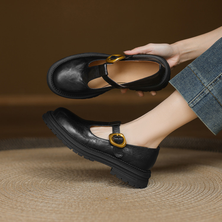 Deep Mouth Flat Shoes - Women's Sheepskin Leather T-Strap Flats