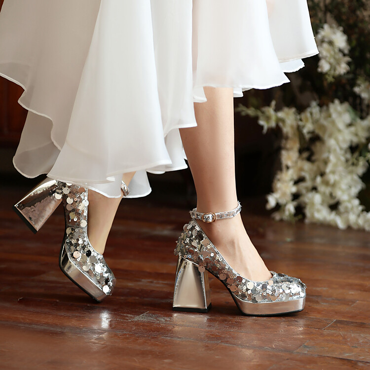 womens-fashion-flat-shoes-with-sequin-upper-and-chunky-heel Women's Fashion Flat Shoes with Sequin Upper and Chunky Heel